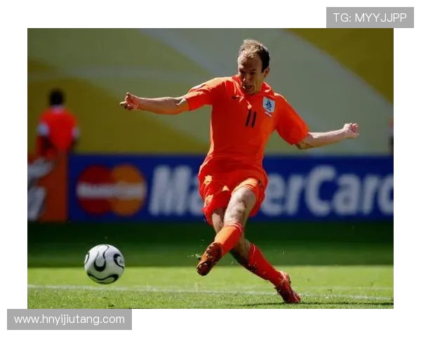 2006年世界杯经典对决荷兰队与塞黑队的精彩较量回顾