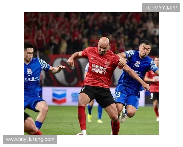 广州昊昕迎战天津泰达争夺中超联赛关键积分之战